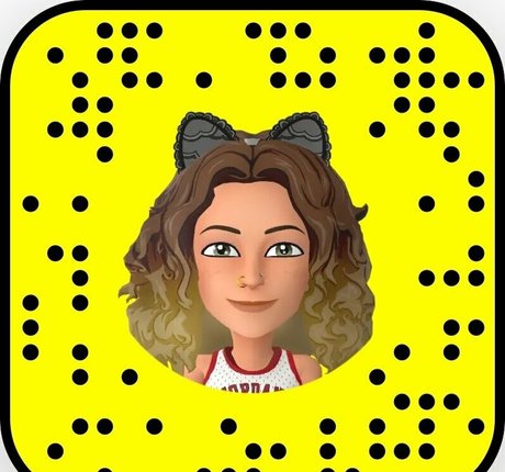 yummyliyahh erotic model pics