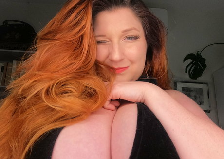 chloeblossom art pornstar img