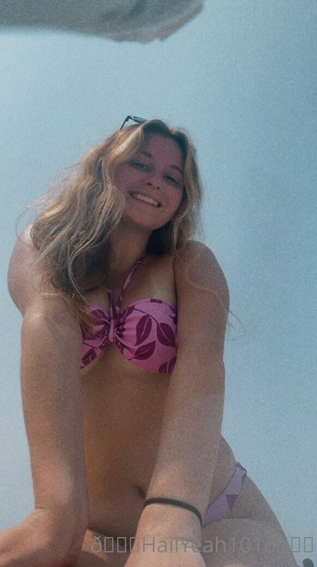 hailyeah101 model exclusive pics