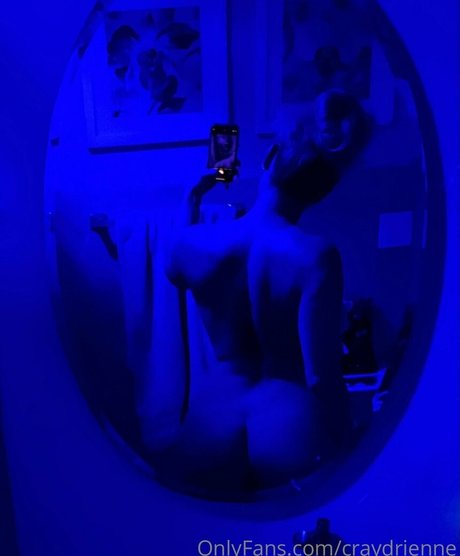 craydrienne nude actress galleries