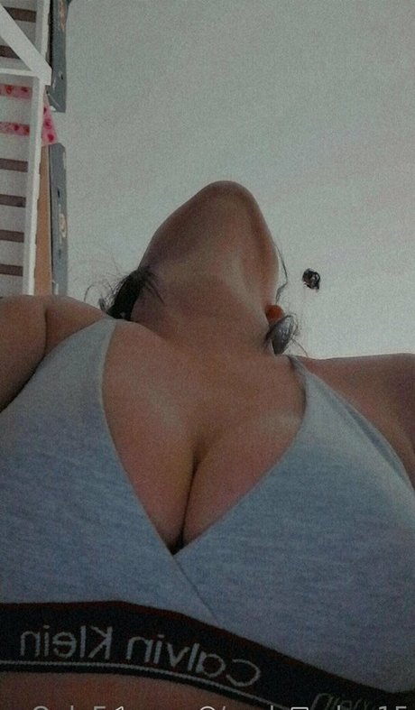 melumeluu15 pornstar art photo