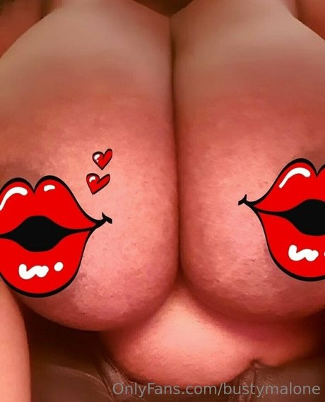 Bustymalone model beautiful image