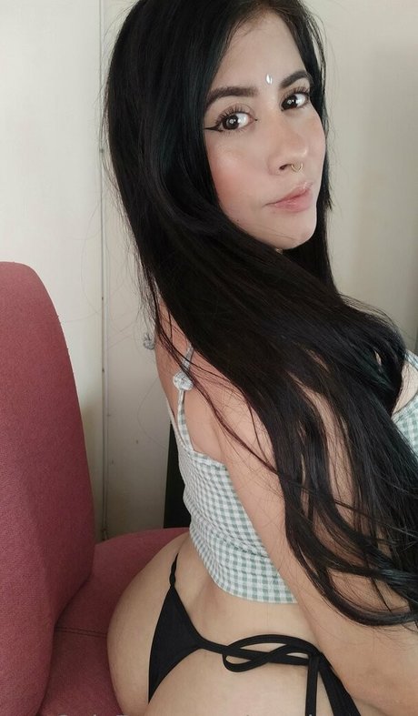 carobeautyy best model pic