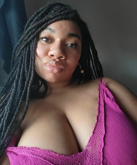 Locked Honey Princess nice model pics