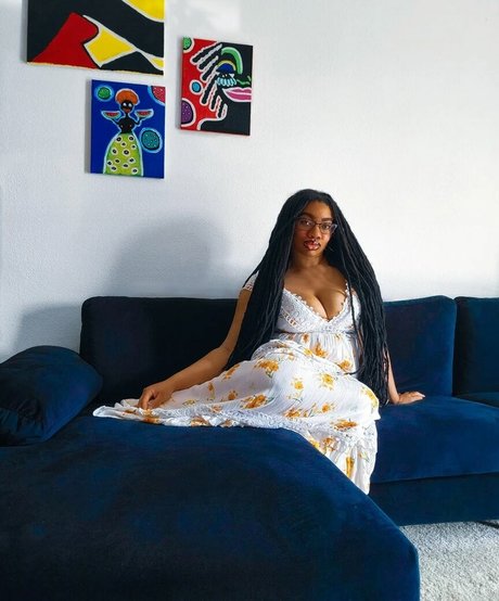 Locked Honey Princess model pretty archive