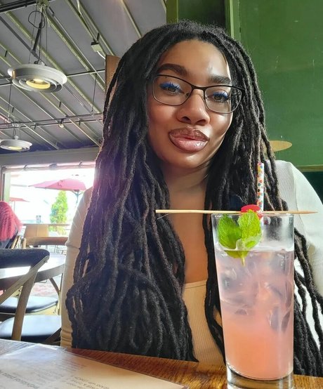 Locked Honey Princess Profile pic