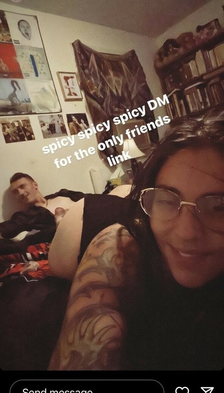 Dreadlust pornstar erotic photos