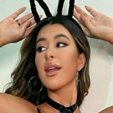 devilsbunni66 exclusive model pics