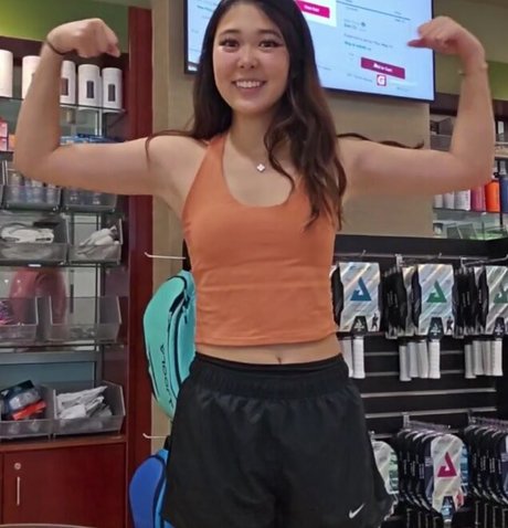 ExtraEmily sexy actress archive