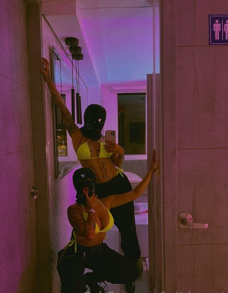 DElettraa exclusive star archive