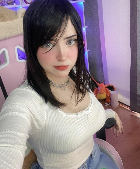 Itsmidna model xxx pictures