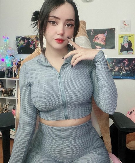 Itsmidna high quality pornstar images