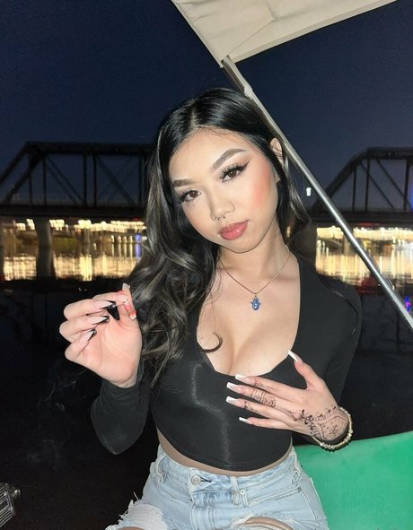 Milkteakitty naked pornstar images