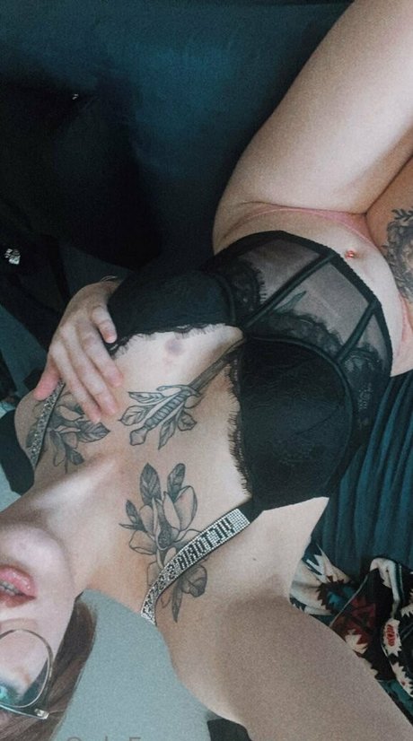 lilvelma erotic model images