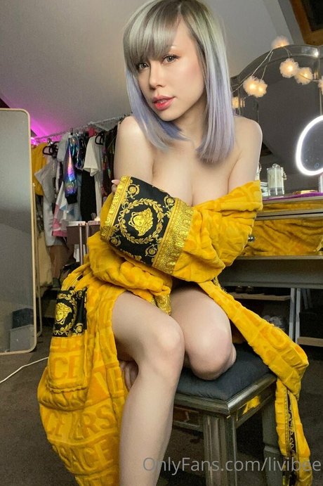 Livibee naked star archive