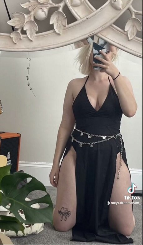 Nihachu exclusive actress pictures