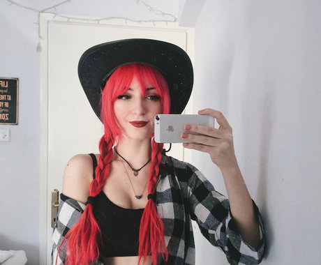 Aldreann xxx actress pics