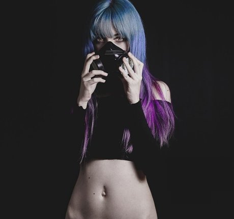 Aldreann exclusive actress archive