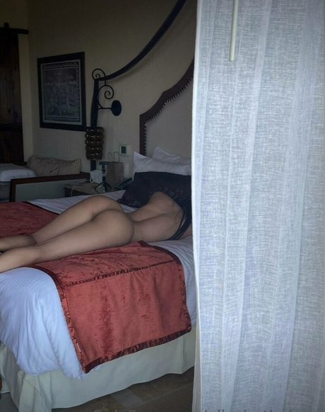 elizabethpinaa star hd picture