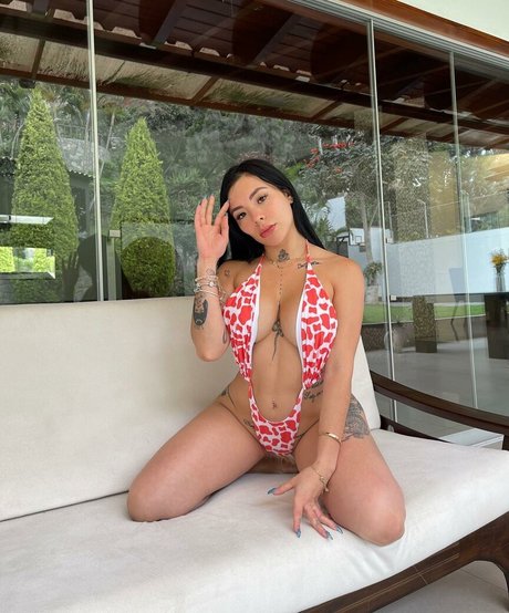 Nalgalia art actress photos