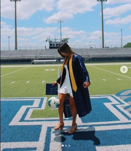 Emily Legler star naked photo