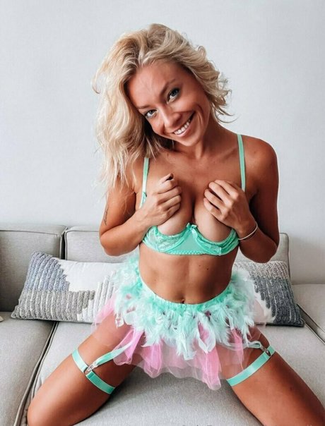 arab muscle onlyfans porn images