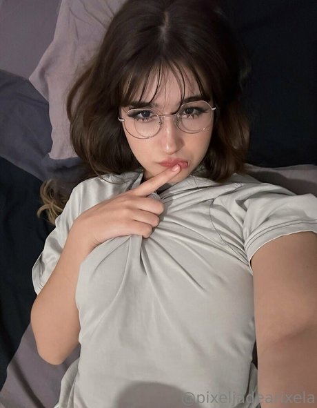 pixeljadearixela nice model pics