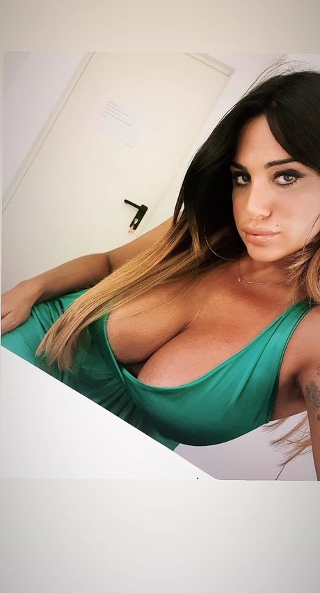 Marika Fruscio pornstar adult img