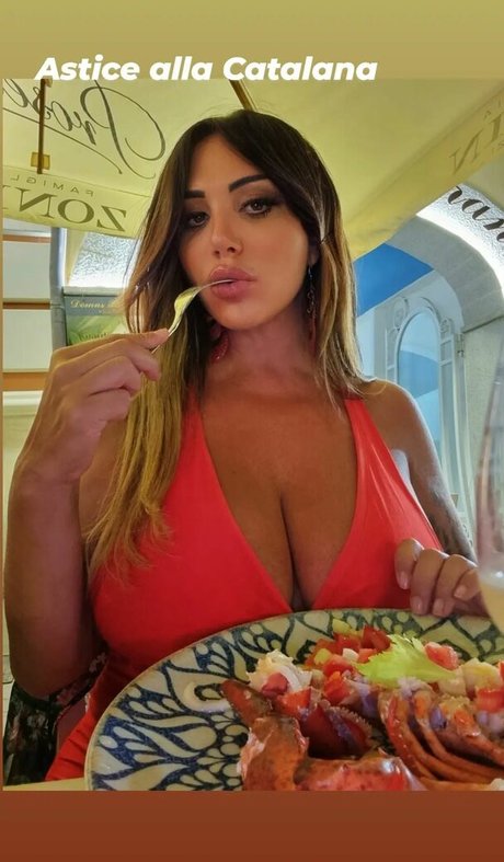 Marika Fruscio exclusive model photo