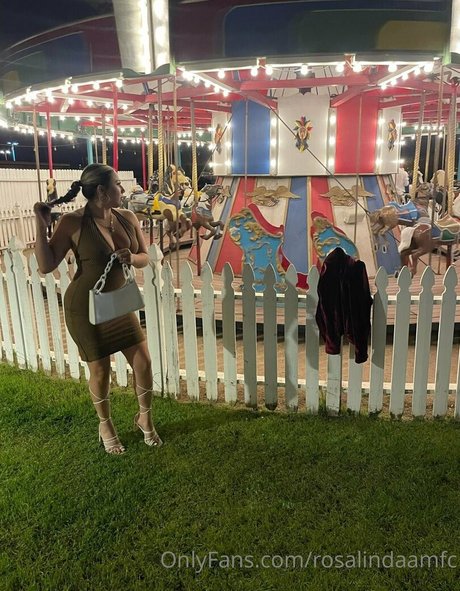 rosalindamfc exclusive star pictures