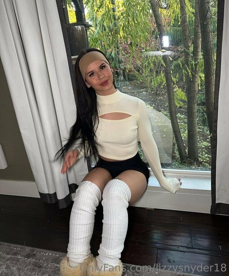 lizzysnyder18 sex pornstar galleries