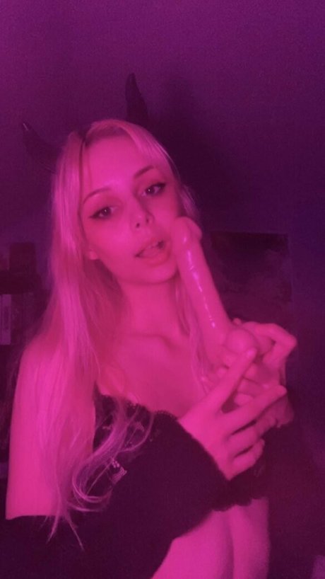 May Vierra art star archive