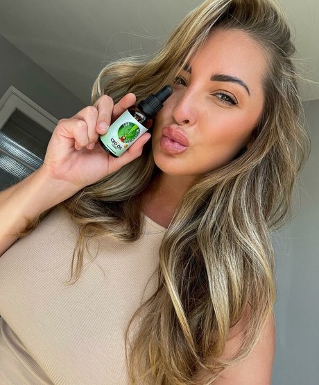 Daisydooxx star xxx pic