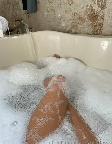 Onlyclown naked actress pictures