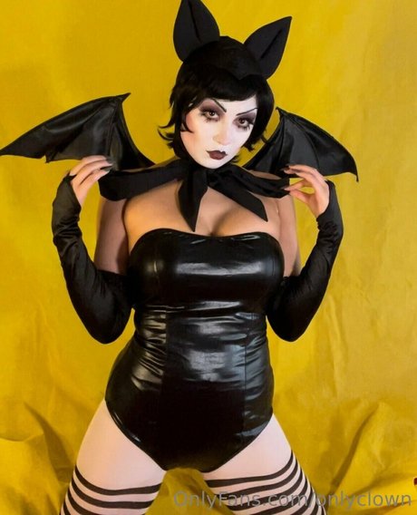 Onlyclown beautiful actress picture