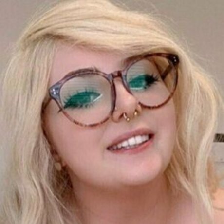 graciewaifufree free model image