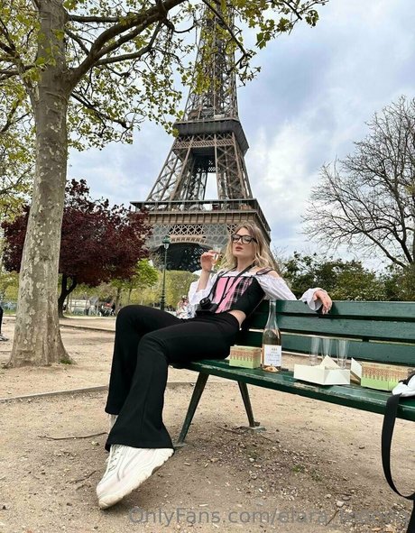 elara moonq erotic star pictures