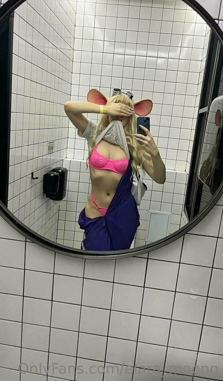 elara moonq nude star image