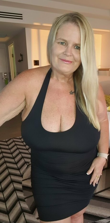 aussiebarbie07 free pornstar adult archive