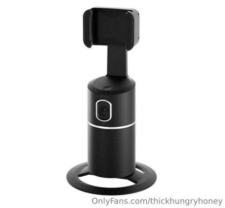 thickhungryhoney pretty actress pic