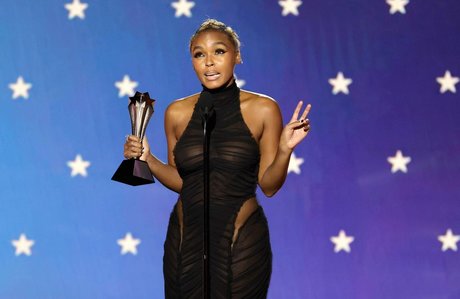 Janelle Monae model erotic photos