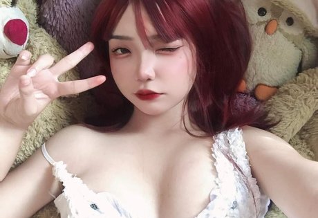 miraaamiku nudes star galleries