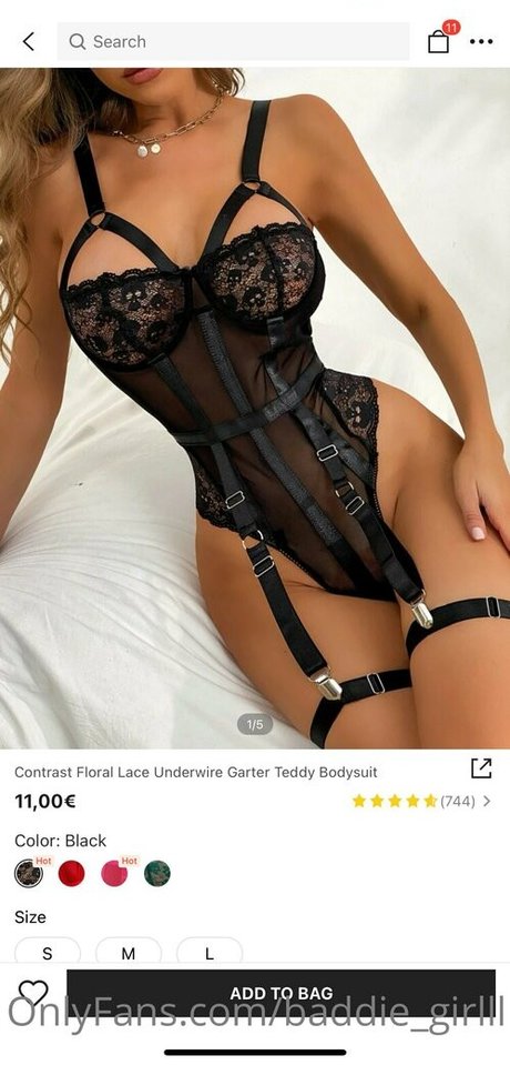 baddie girlll erotic model img