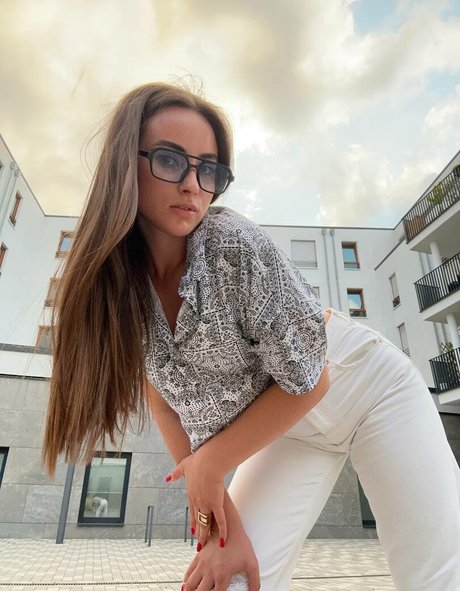 NaughtyCola star porn galleries