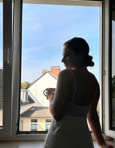 NaughtyCola star nude photos