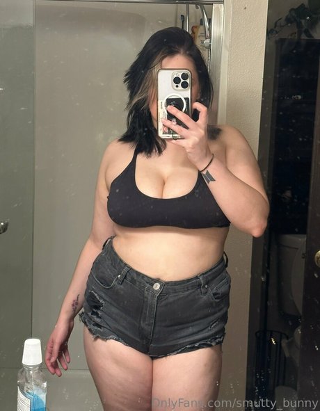 smutty bunny model porn picture