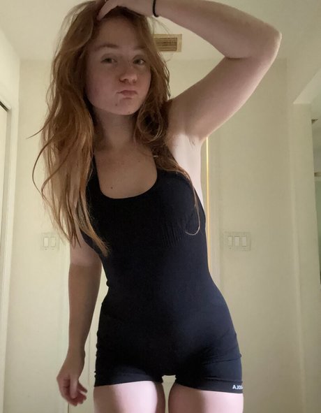 Thqtty high quality pornstar image