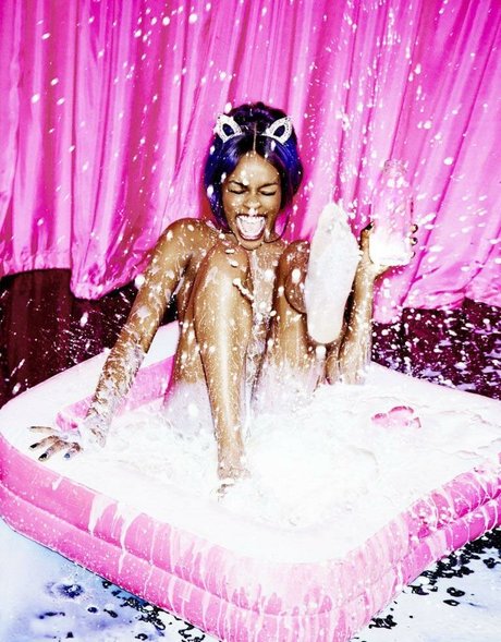 Azealia Banks pornographic model archive