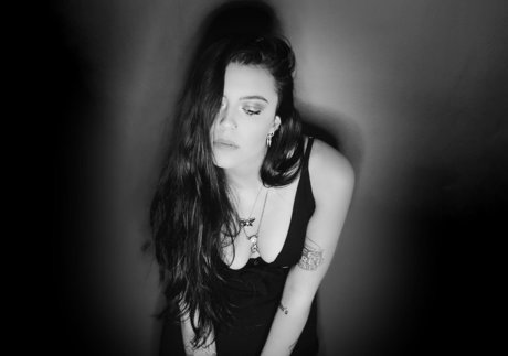 Violet Orlandi naked star img