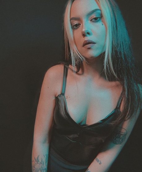 Violet Orlandi model hd gallery